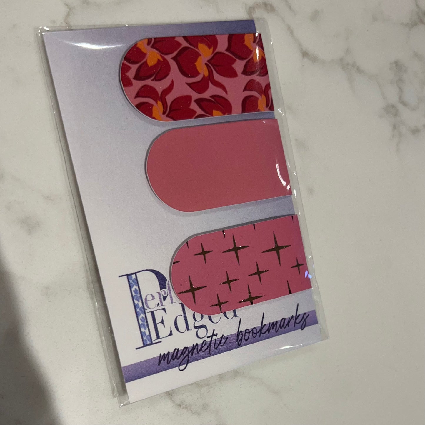 Iris trio magnetic bookmark