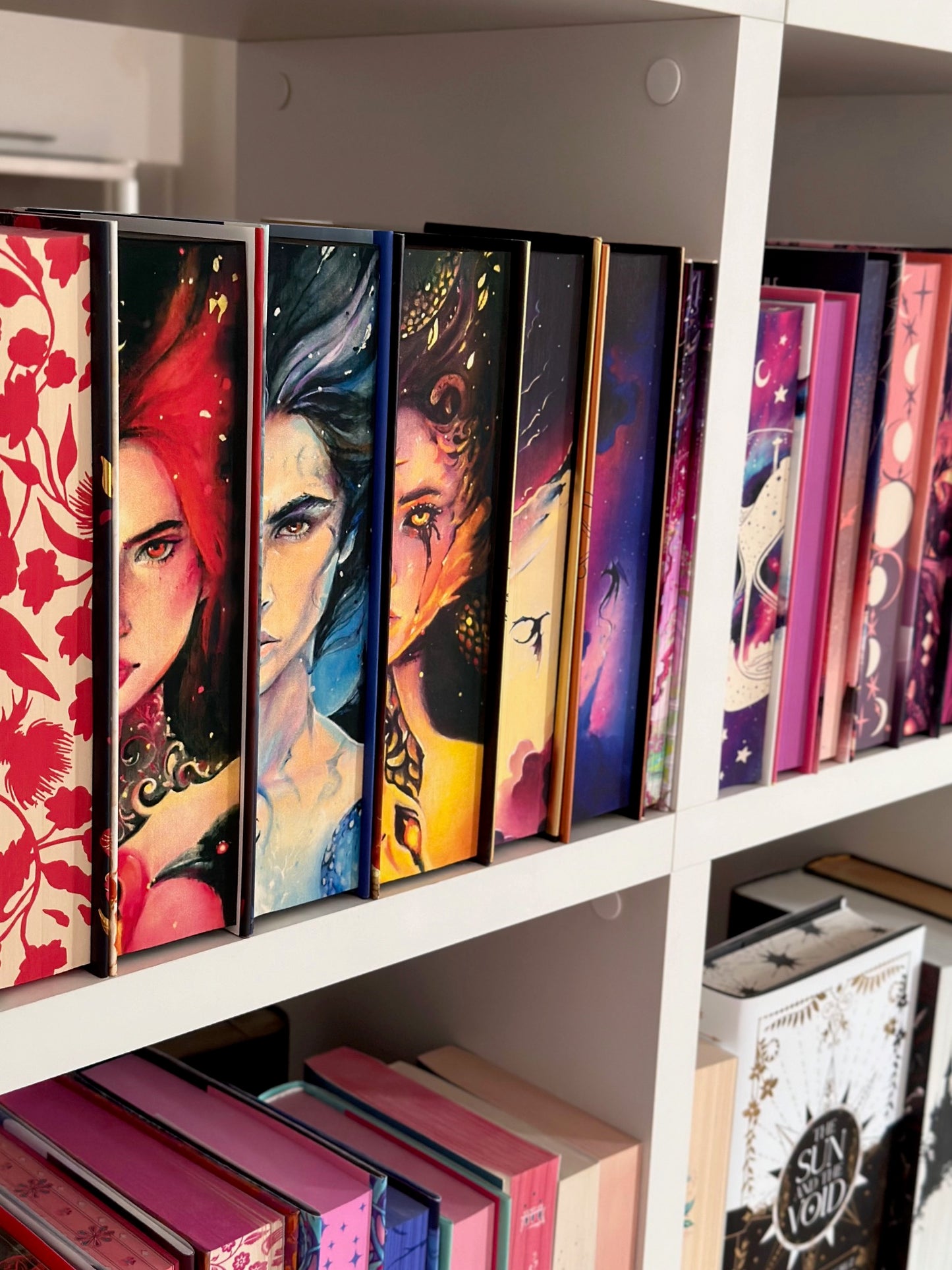Hanna's Bookpaintings Crescent City Collaboration Bundle Deal Hardback (UK edition)